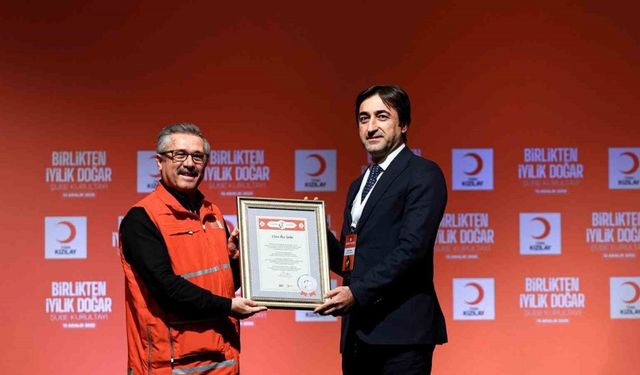 Türk Kızılayı Cizre Şubesi iki ayrı alanda ödül kazandı