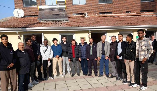 Uluslararası İmam Hatip Lisesi öğrencileri Eskişehir’de bir araya geldiler