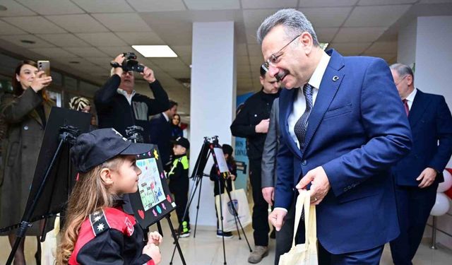 Vali Aksoy: "Teknoloji bağımlılığı giderek artan bir sorun haline geliyor"