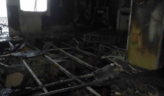 Van’da otel restoranındaki yangının boyutu gün ağarınca ortaya çıktı