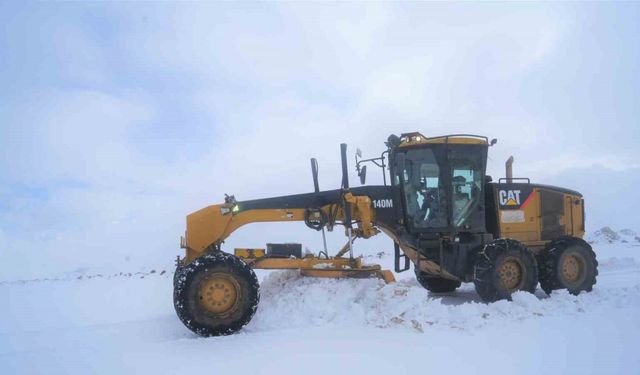 Varto’da 8 köy yolu ulaşıma kapandı