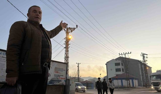 VEDAŞ’ın ihmali can ve mal güvenliğini tehdit ediyor: Yüksekova’nın kalbi tehlike saçıyor