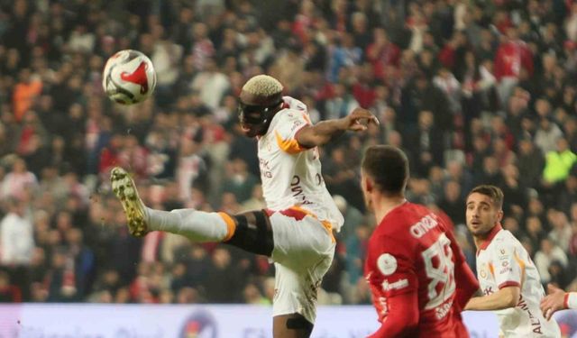 Victor Osimhen ligde 6. golünü attı