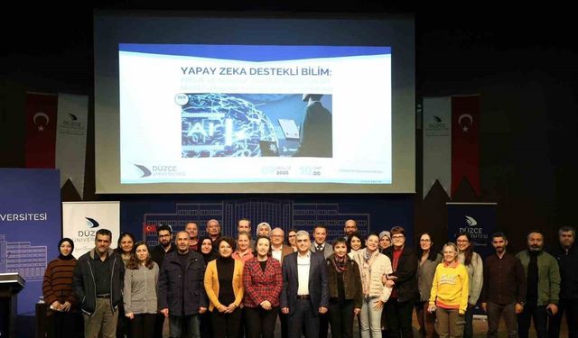 Yapay zeka destekli bilim anlatıldı