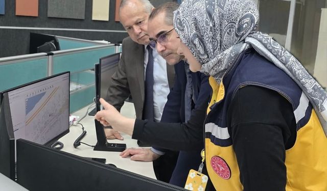 Rize Sağlık Müdürü Demiral'dan  112 Komuta Kontrol Merkezine ziyaret