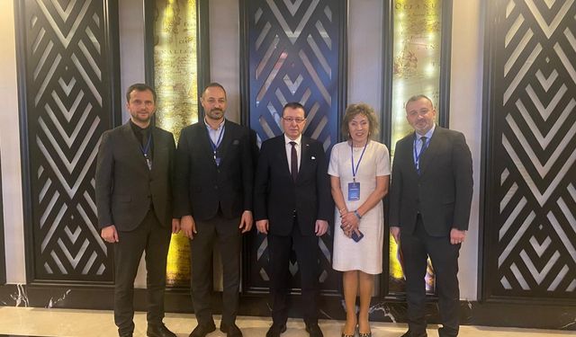 Rize İl Sağlık Müdürlüğü ekibine plaket