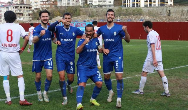 Pazarspor, sahasında karşılaştığı Karabük İdman Yurdu’nu 1-0 mağlup etti