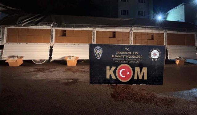 8 milyon kaçak makaronla Sakarya'dan İstanbul'a yola çıktı, yakalandı