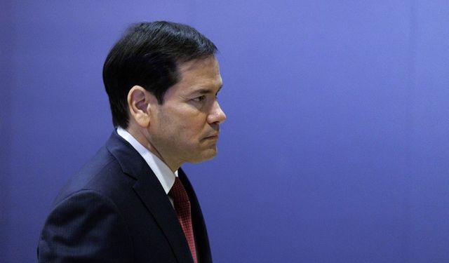 ABD, yeni liderlere baskı için Venezuela'ya yönelik petrol karantinasına devam edecek