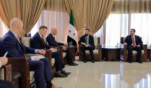 ABD'nin Ankara Büyükelçisi Barrack: 'Trump, bu anı yeni bir Suriye için 'dönüm noktası' olarak görüyor'