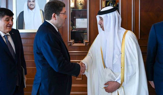 Adalet Bakanı Tunç, Katar Başsavcısı ve Yüksek Yargı Başkanıyla bir araya geldi