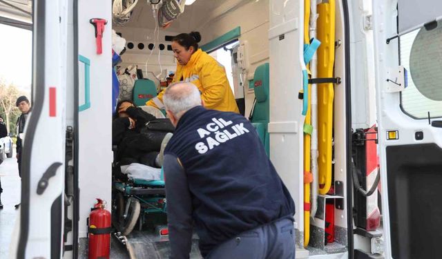 Adana'da bulunan kayıp çocuk geceyi mağarada geçirmiş