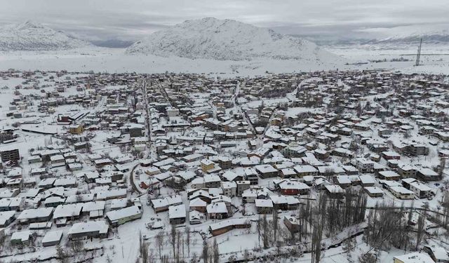 Adana'nın Tufanbeyli ilçesinde beyaz masal