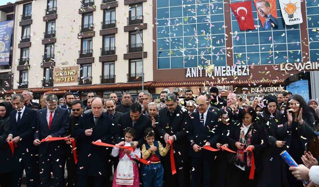 AK Parti Akşehir İlçe Başkanlığı yeni binasında