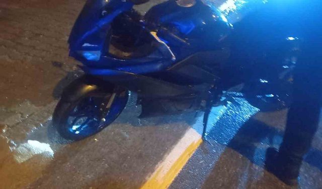 Alanya'da kontrolden çıkan motosiklet devrildi: 1 ölü