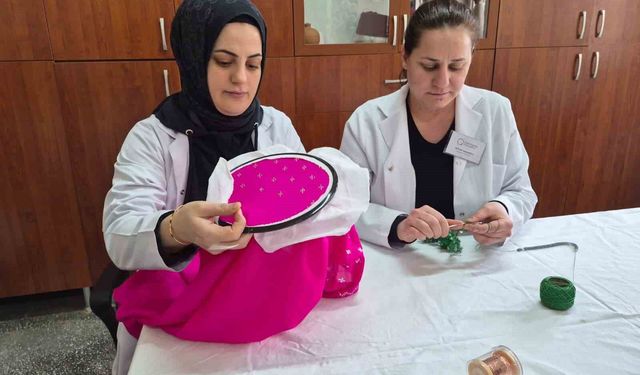 Anadolu'nun gelinbaşları Eskişehirli kadınların elinde yeniden hayat buluyor