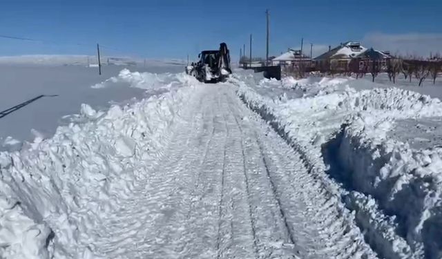Aydınlar Belediyesi köylülerin imdadına yetişti