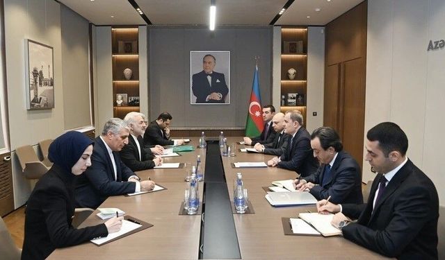 Azerbaycan Dışişleri Bakanı Bayramov, İran Dışişleri Bakan Yardımcısı Celalzade ile görüştü