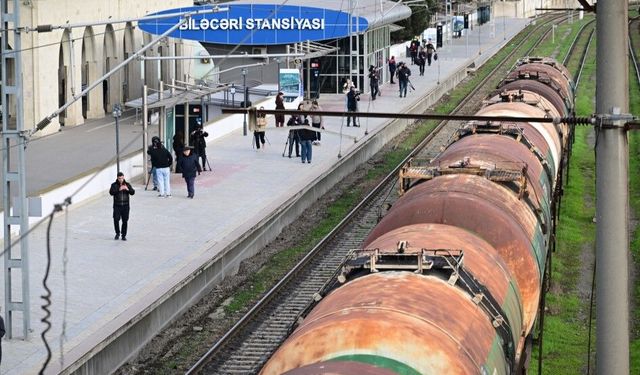 Azerbaycan'dan Ermenistan'a 979 tonluk benzin sevkiyatı