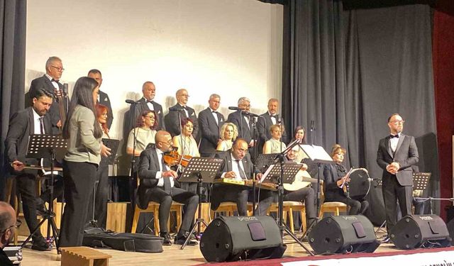 Bandırma'da Türk Sanat Müziği rüzgarı esti