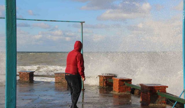 Batı Karadeniz'in iç kesimlerinde kuvvetli rüzgar uyarısı