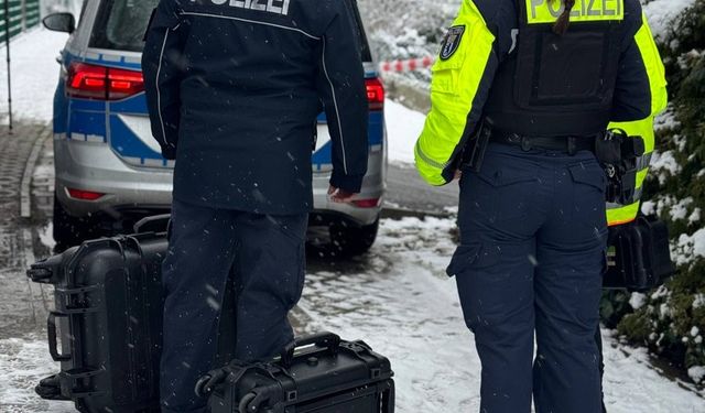 Berlin'deki elektrik hatlarındaki yangında 45 bin hane elektriksiz kaldı