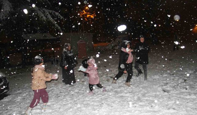 Beyşehir'de kar sevinci
