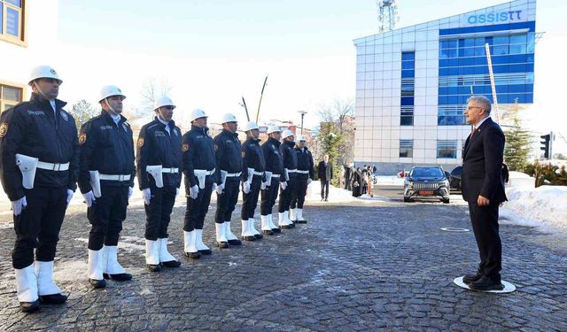 Bingöl Valisi Çelik görevine başladı