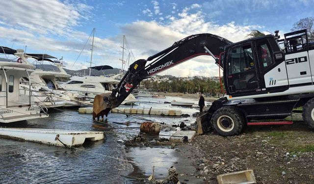 Bodrum'da 100 tekne koydan kaldırıldı