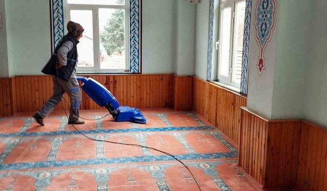 Çameli'de camiler Ramazan ayına hazırlanıyor