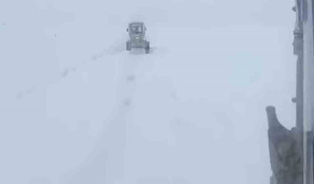 Çermik'te kırsal mahalle yolları ulaşıma açılmaya başlandı