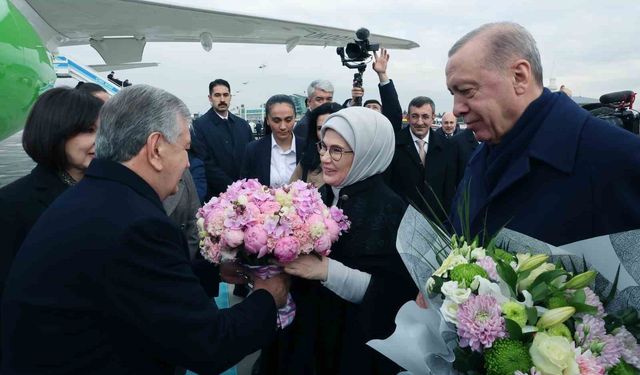 Cumhurbaşkanı Erdoğan, Özbekistan Cumhurbaşkanı Mirziyoyev'i törenle karşıladı