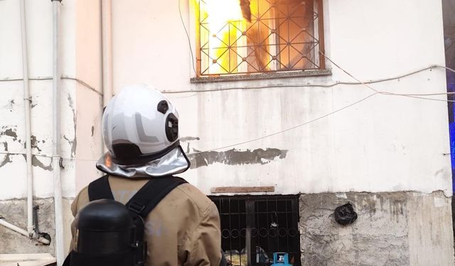 Defne'de ev yangını