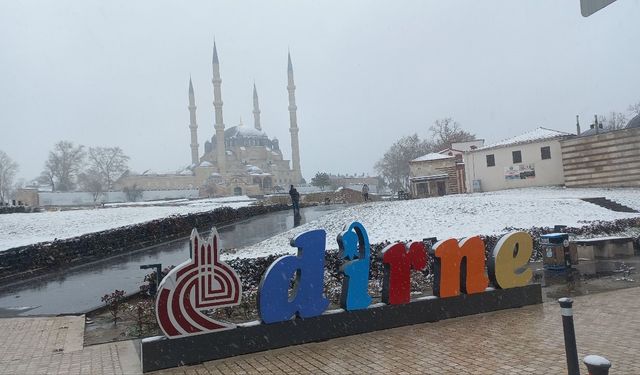Edirne'nin bazı ilçelerinde taşımalı eğitime 1 gün ara verildi