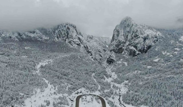 Ersizlerdere Tabiat Parkı'nda kar güzelliği