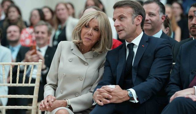 Fransa First Lady'sine siber zorbalık suçundan 10 kişiye ceza