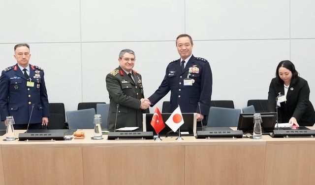 Genelkurmay Başkanı Orgeneral Bayraktaroğlu, Gürcü ve Japon mevkidaşlarıyla görüştü