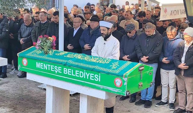 Gökova Körfezi'nde tekne faciası sonucu hayatını kaybeden Öztürk son yolculuğuna uğurlandı
