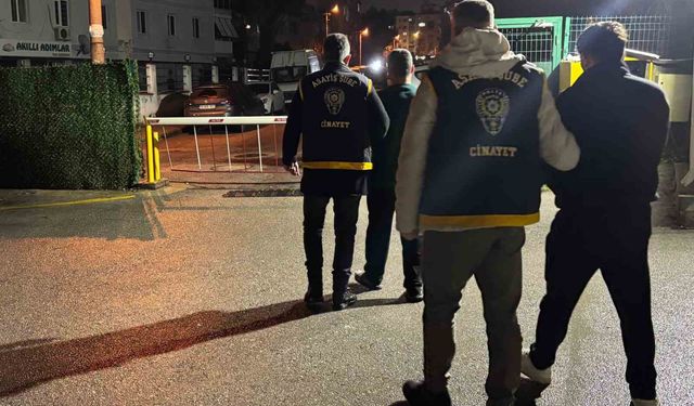 Gölmarmara'da kuyumcu soygunu zanlıları İzmir'de yakalandı