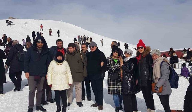 Görme engelliler Erciyes'te kaynaştı