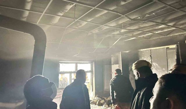 Hakkari'de ev yangını