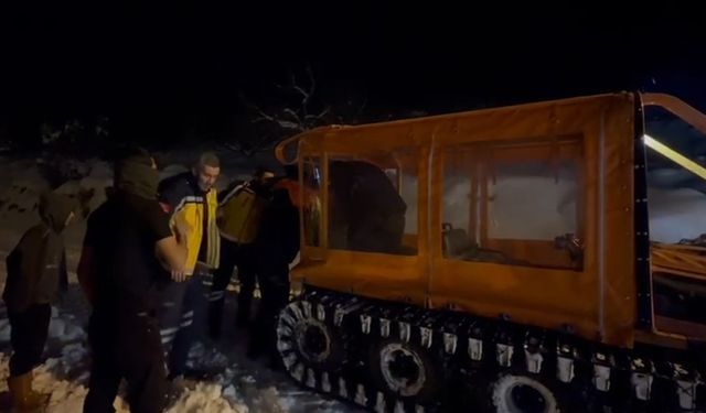 Hasta kadının imdadına paletli araçla AFAD yetişti