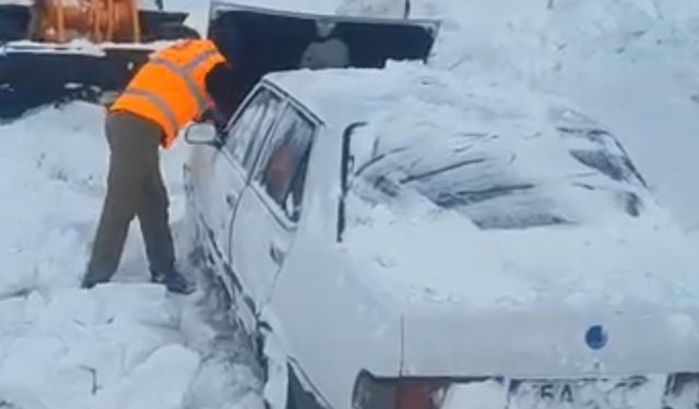 Hayvanlar aç kalmasın diye çıktığı yolda ölümden döndü
