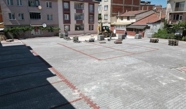 İnegöl Belediyesi'nden 25 noktada 2017 araçlık yeni otopark