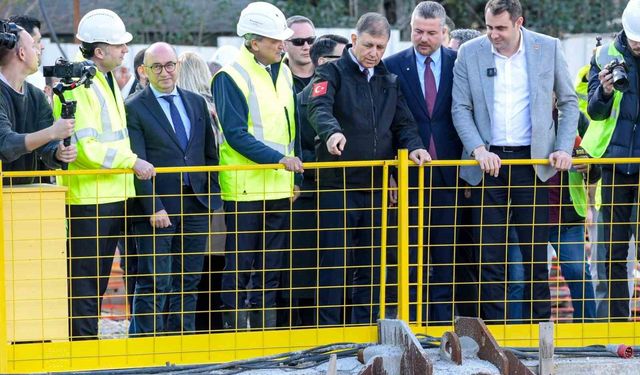 İzmir'in dev projesi Buca Metrosu'nda tünel kazıları tamamlandı