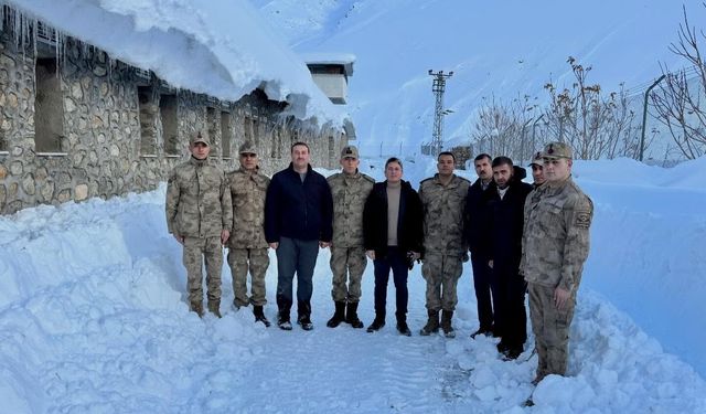 Kaymakam Arıkan'dan Başbağlar Karakolu'na ziyaret