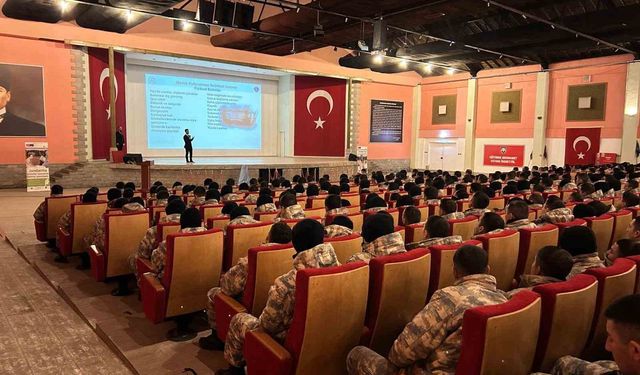 Kütahya'da erbaş ve erlere yönelik eğitim programı