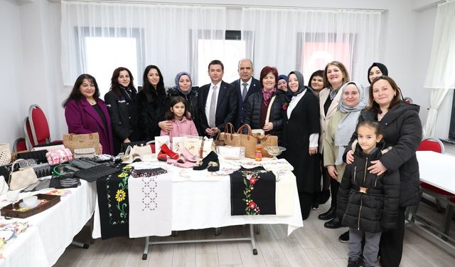 Mahalleli talep etti, Başkan Aydın hemen yerine getirdi