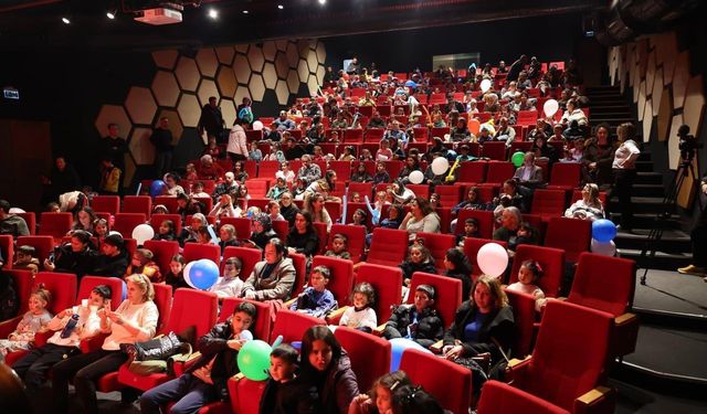 Merkezefendi'de 2 gün boyunca süren karne şenliği çocukların neşesiyle tamamlandı