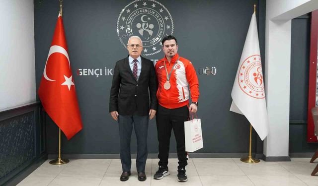 Milli karateci Kıroğlu 2026'da da başarılarını arttıracak